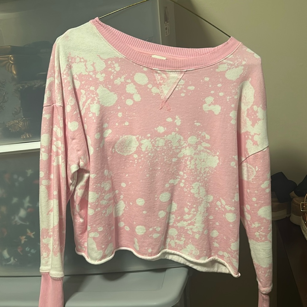 Women’s Cropped Pink and White Sweatshirt